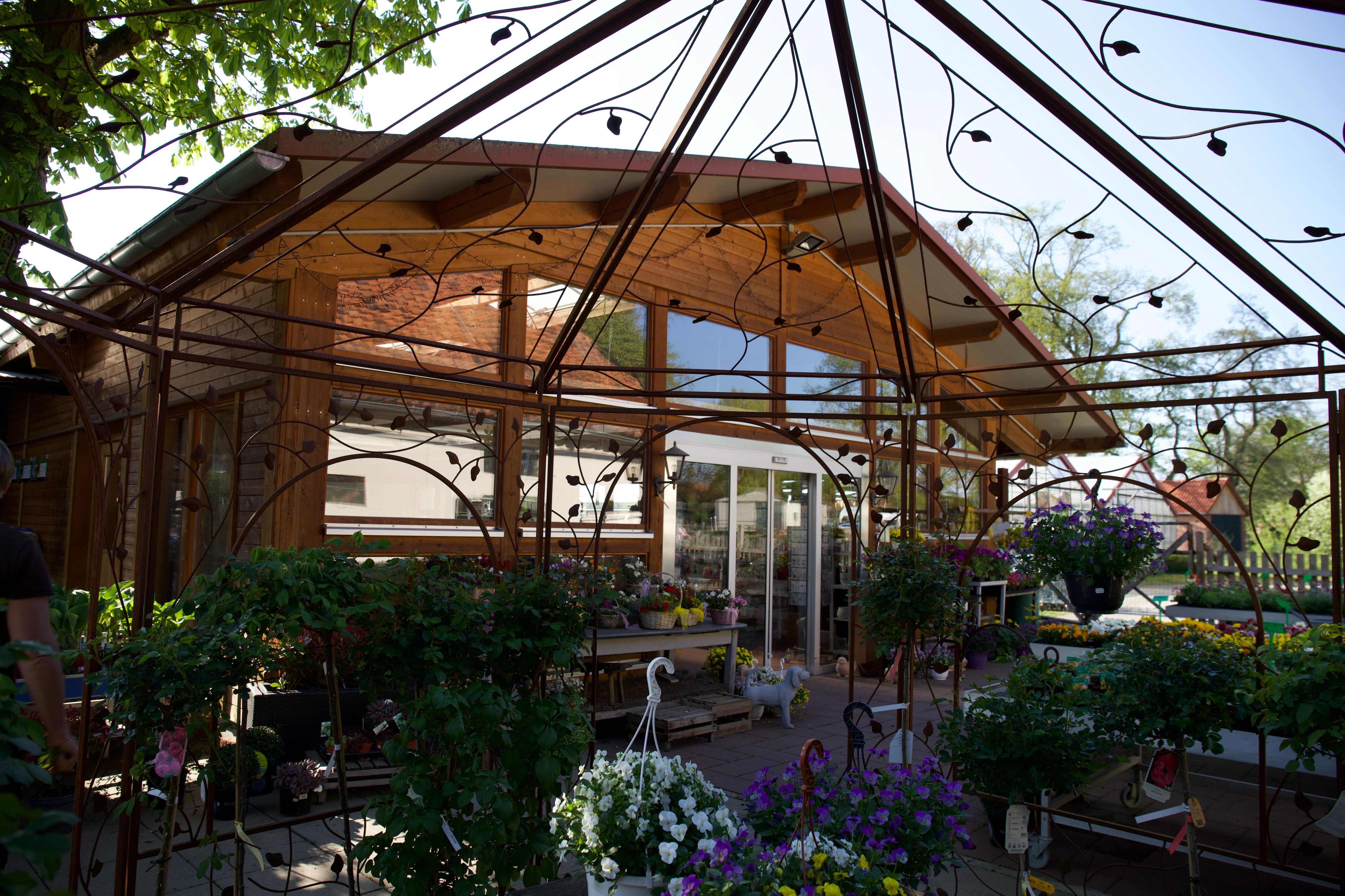 <br />
<b>Warning</b>:  Undefined property: stdClass::$img_alt_tag in <b>/var/www/virtual/blumenhof-neubokel.de/htdocs/modules/mod_uk_grid/tmpl/default.php</b> on line <b>64</b><br />
