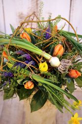 Fruehlingsblumenstrauss-Wolfsburg